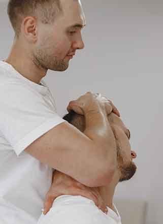 Chiropractor FAQs Chiropractor FAQs